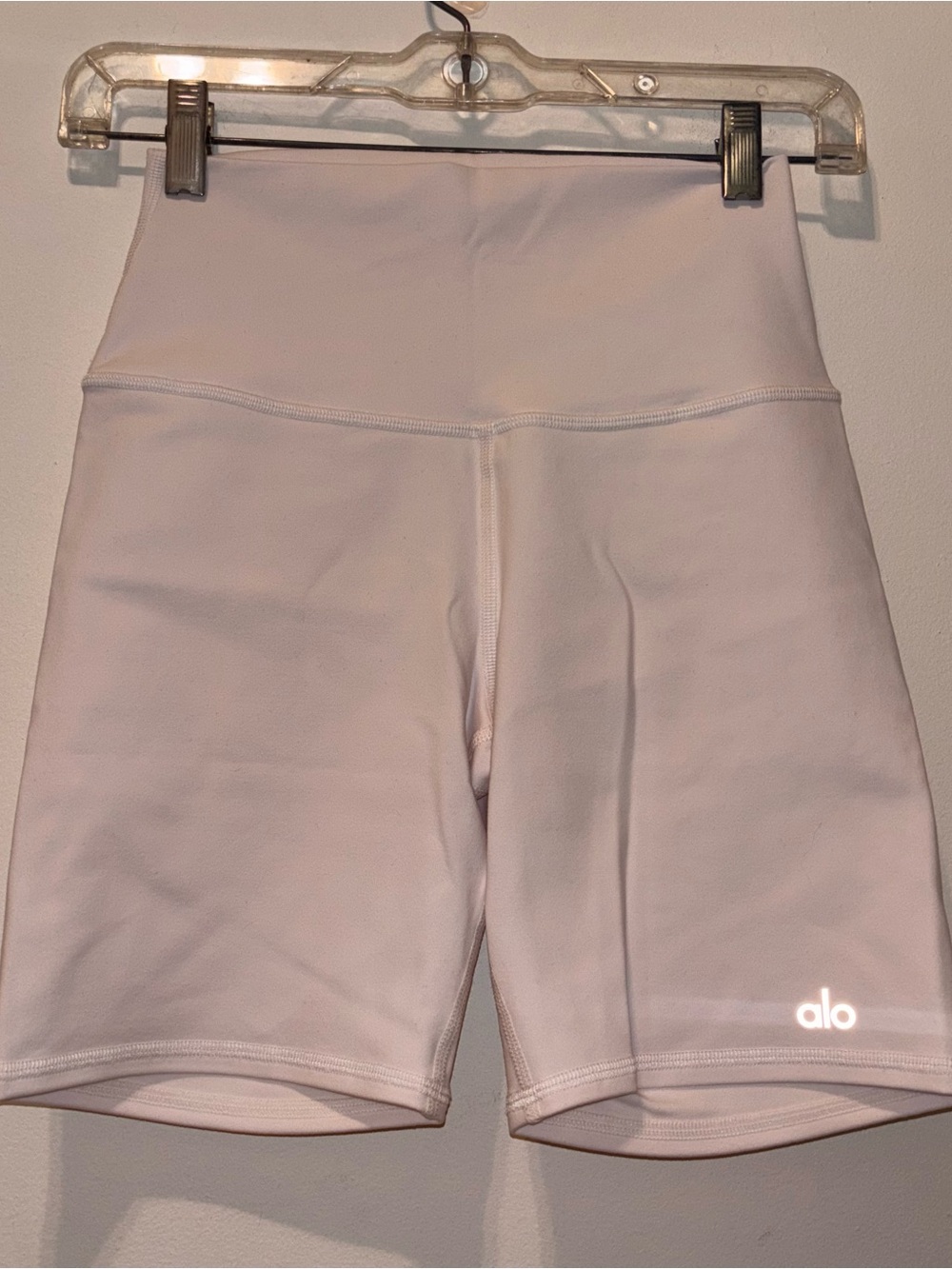 ALO Yoga High-Waist Biker Shorts in Light Pink